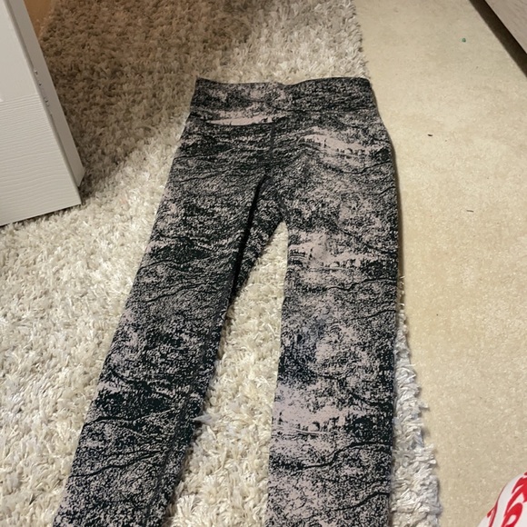 athleta leggings - Picture 3 of 4
